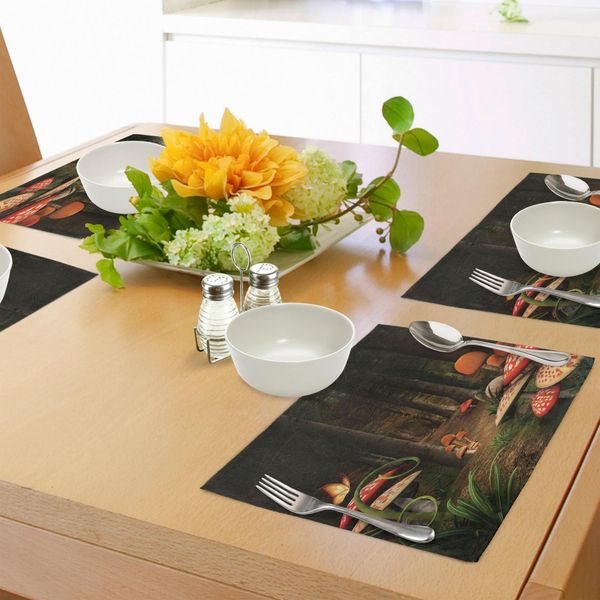 Tovagliette Abakuhaus Con Funghi, Funghi Nella Foresta Profonda E Oscura - Tema Fantasy-Natura - Sentiero Di Terra - Immagine Mistica, Tiscjdeco In Tessuto Resistente Al Lavaggio Per La Sala Da Pranzo E La Cucina, Verde Marrone Rosso-image