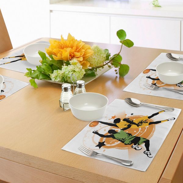 Tovagliette Abakuhaus Con Motivo Basket, Immagine Di Due Giocatori Di Basket In Una Partita Accesa Con Stelle Sullo Sfondo, Tiscjdeco In Tessuto Resistente Al Lavaggio Per La Sala Da Pranzo E La Cucina, Arancione Verde-image