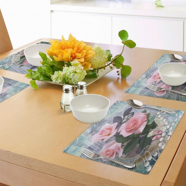 Abakuhaus Tovagliette Con Perline, Rose Classiche E Perline: Simboli Romantici E Drammatici Dell'amore Insieme A Un Grazioso Bouquet Di Fiori, Stampa Digitale Su Tessuto Lavabile, Decorazione Per La Tavola, Cucina, Grigio Rosa-image