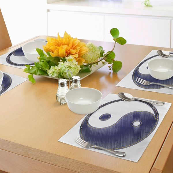 Tovagliette Abakuhaus Ying Yang, Figura Spirituale Asiatica Yin Yang Intagliata In Stile Jeans Harmony And Balance Pair, Tiscjdeco In Tessuto Resistente Al Lavaggio Per La Sala Da Pranzo E La Cucina, Bianco Blu-image