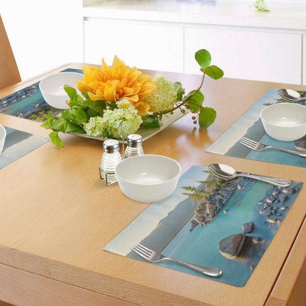 Abakuhaus Tovagliette Con Motivo Lacustre, Paesaggio Pastorale Primaverile In Tema Lacustre, Spiaggia Di Campagna, Acqua Bassa, Tiscjdeco In Tessuto Resistente Al Lavaggio Per Sala Da Pranzo E Cucina, Blu Grigio-image