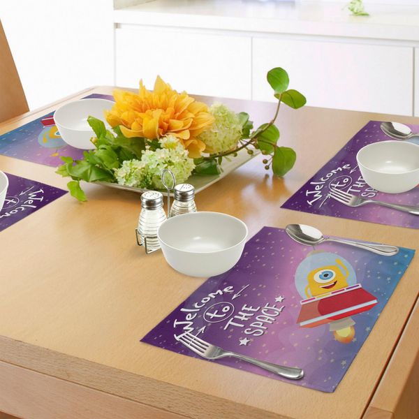Tovagliette Abakuhaus Space, Accogliente Stampa Con Citazione E Mascotte In Stile Retrò Che Viaggia Nella Via Lattea, Tiscjdeco In Tessuto Resistente Ai Colori Per La Sala Da Pranzo E La Cucina, Viola Blu-image