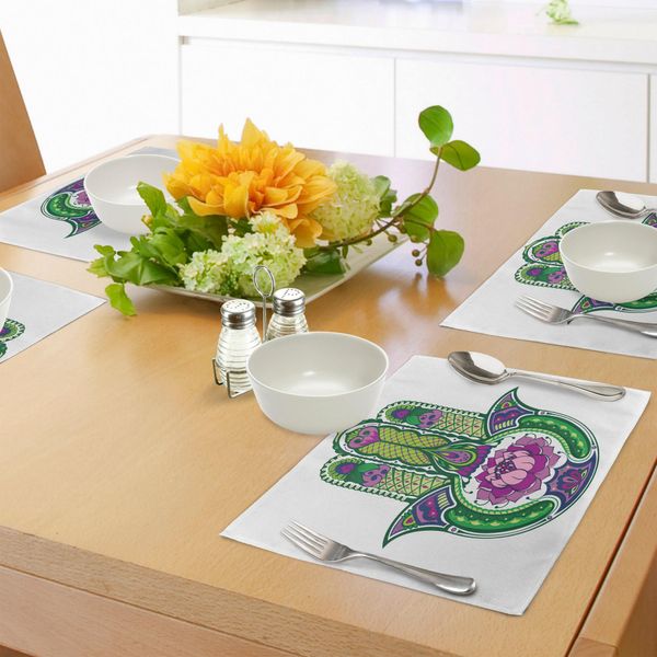 Tovagliette Abakuhaus Hamsa, Tema Naturale - Antica Mano Di Hamsa Con Motivo A Fiori Di Loto Nella Grafica Tribale Delle Palme, Tiscjdeco In Tessuto Resistente Al Lavaggio Per La Sala Da Pranzo E La Cucina, Viola Verde-image