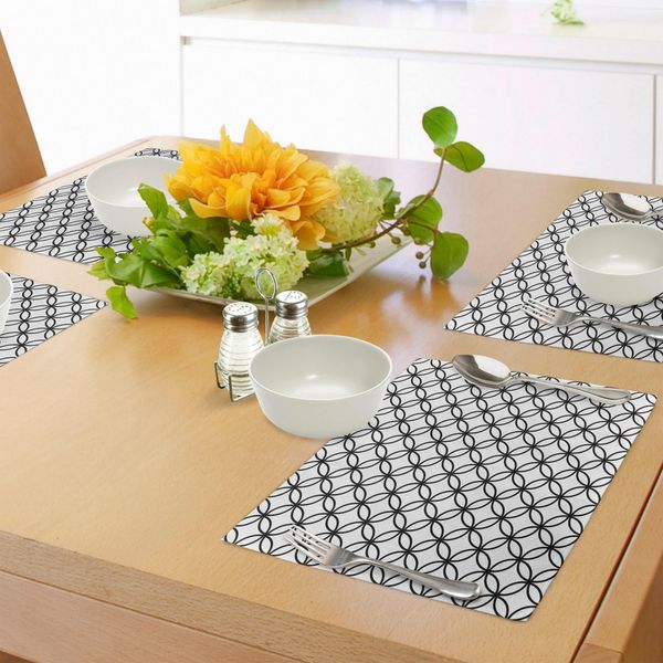 Abakuhaus Tovagliette Geometriche Circolari, Stile Minimalista Monocromatico Con Motivo A Cerchi Intrecciati, Tiscjdeco In Tessuto Resistente Ai Colori Per La Sala Da Pranzo E La Cucina, Bianco E Nero-image