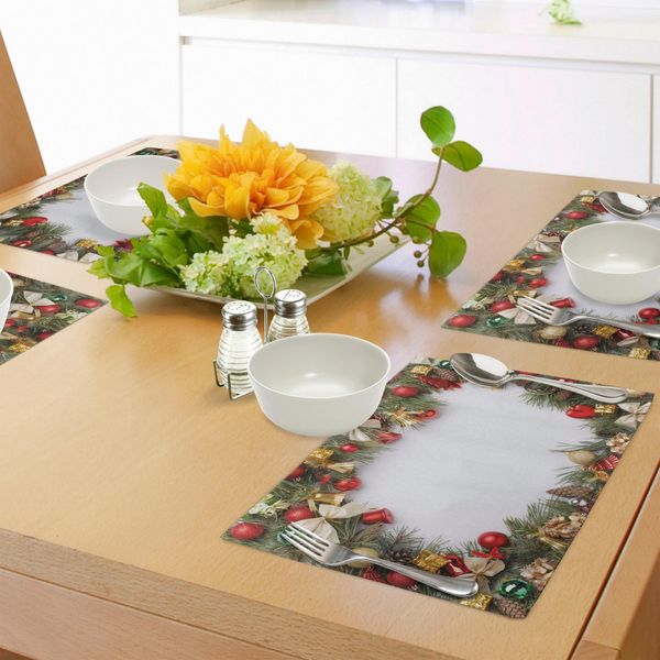 Abakuhaus Tovagliette Natalizie, Ghirlanda Ornamentale Su Rami Sempreverdi Foglie Notte Antico Rituale Immagine, Tessuto Lavabile Sala Da Pranzo Cucina Decorazioni Per La Tavola Stampa Digitale, Rosso Verde-image