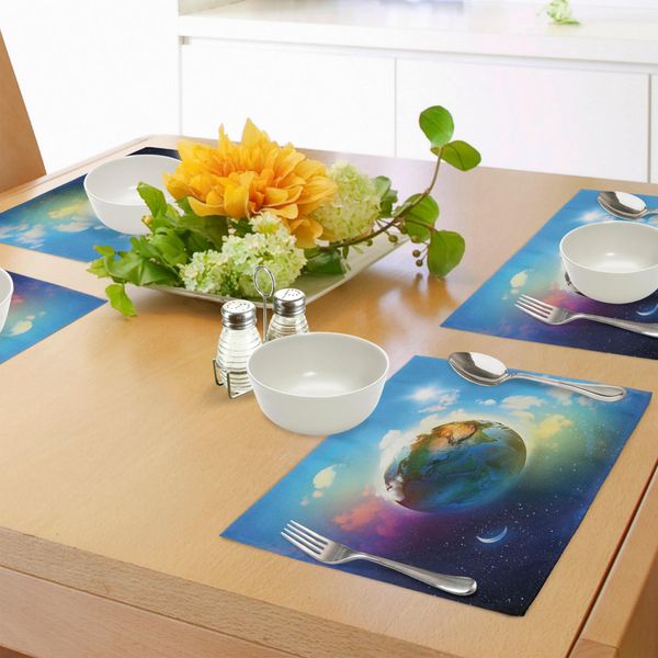 Abakuhaus Tovagliette, Scena Terra-Spazio In Colori Vivaci - Incantevole Immagine Cosmica - Stampa Atmosferica, Tiscjdeco In Tessuto Resistente Ai Colori Per La Sala Da Pranzo E La Cucina, Blu Viola-image
