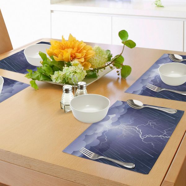 Abakuhaus Tovagliette Notturne, Fulmini E Temporali Nell'aria Nella Notte Buia, Forza Elettrica Piovosa Che Lampeggia, Immagine, Decorazione Da Tavola In Tessuto Resistente Al Lavaggio Per La Sala Da Pranzo E La Cucina, Blu-image