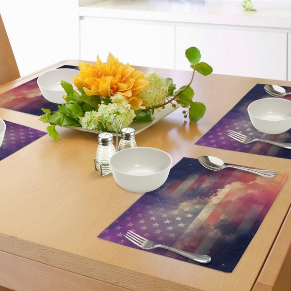 Abakuhaus Tovagliette Con Bandiera Americana, Esposizione Usa National Outer Space Notte Nuvolosa, Universo Libero Cosmos Display, Tiscjdeco In Tessuto Resistente Al Colore Per La Sala Da Pranzo E La Cucina, Multicolore-image