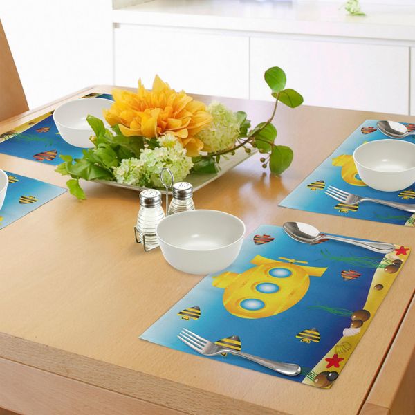 Abakuhaus Tovagliette Sottovaso Giallo A Forma Di Sottomarino, Tema Marino Un Sottomarino Circondato Da Pesci E Alghe Marine, Tovaglietta Decorativa In Tessuto Resistente Al Lavaggio Per La Sala Da Pranzo E La Cucina, Giallo E Blu-image