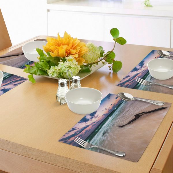 Tovagliette Abakuhaus In Legno Galleggiante, Tema Vista Mare Con Legno Galleggiante Su Spiaggia Deserta Al Tramonto - Immagine Digitale, Decorazione Da Tavola In Tessuto Resistente Al Lavaggio Per Sala Da Pranzo E Cucina, Color Sabbia-Albicocca-image