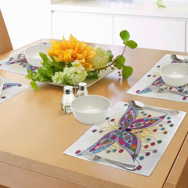 Tovagliette Abakuhaus Con Farfalle, Motivo Etnico Con Falene E Fantasiosi Fiori Primaverili Su Sfondo Soleggiato, Tiscjdeco In Tessuto Resistente Al Lavaggio Per Sala Da Pranzo E Cucina, Multicolore-image