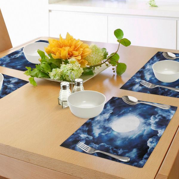 Abakuhaus Tovagliette, Luna Nel Cielo Circondata Da Nuvole Temporalesche Lunar Magic Dark Twilight Dawn Santuari Nebbiosi Immagine, Tiscjdeco In Tessuto Resistente Al Colore Per La Sala Da Pranzo E La Cucina, Blu-image