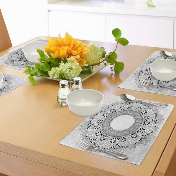 Tovagliette Abakuhaus Mandala, Design Tradizionale Etnico Asiatico Con Motivo Ornamentale A Cerchi Floreali Orientali, Tiscjdeco In Tessuto Resistente Al Lavaggio Per Sala Da Pranzo E Cucina, Bianco E Nero-image