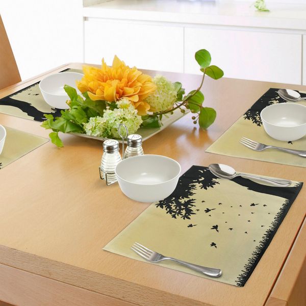 Abakuhaus Tovagliette Autunnali, Tema Stagionale Autunnale Con Silhouette Di Un Albero Con Foglie Cadenti E Motivo Di Uccelli, Tiscjdeco In Tessuto Resistente Al Lavaggio Per La Sala Da Pranzo E La Cucina, Senape Nero-image