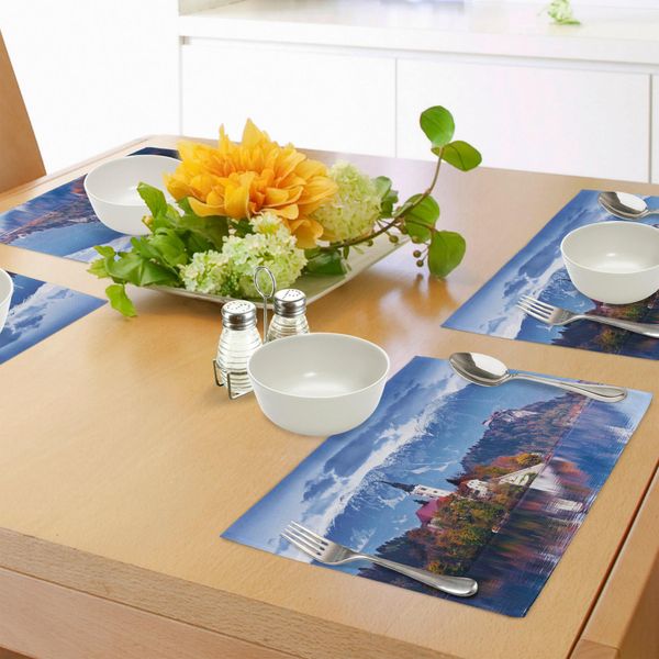 Tovagliette Abakuhaus, Foto Di Bled In Slovenia Con Il Lago Snowy Mountains E Un Paesaggio Con Castello E Pastori, Tiscjdeco In Tessuto Resistente Ai Colori Per La Sala Da Pranzo E La Cucina, Multicolore-image