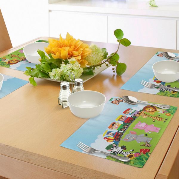Tovagliette Abakuhaus Con Disegni Umoristici, Design Per Camerette Bambini Bambini Felici Su Un Trenino Con Animali Della Savana, Tiscjdeco In Tessuto Resistente Al Lavaggio Per Sala Da Pranzo E Cucina, Multicolore-image