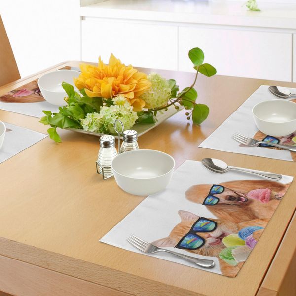 Tovagliette Abakuhaus Con Animali, Gatto-Cane Con Occhiali Da Sole Eis-Retro Immagine Grafica Pop Vintage Fresca, Tiscjdeco In Tessuto Resistente Al Lavaggio Per La Sala Da Pranzo E La Cucina, Multicolore-image