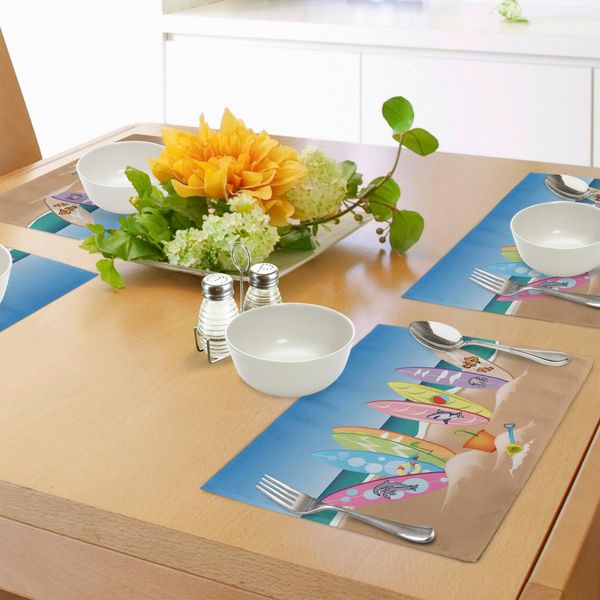 Tovagliette Abakuhaus Ocean, Una Collezione Di Illustrazioni Tavole Da Surf Sulla Spiaggia Sabbiosa Il Cielo E La Stampa Marina, Tiscjdeco In Tessuto Resistente Al Colore Per La Sala Da Pranzo E La Cucina, Multicolore-image