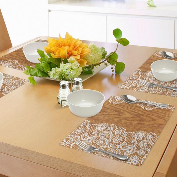 Tovagliette Abakuhaus, Motivo Shabby Chic In Pizzo Su Sfondo Rustico In Legno - Immagine Retrò Femminile, Stampa Digitale Su Tessuto Lavabile, Decorazione Da Tavola Per Cucina, Bianco Caramello Chiaro-image