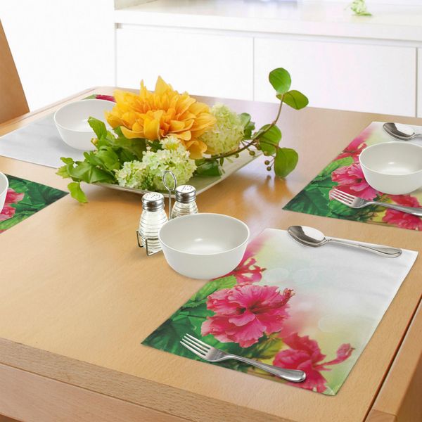 Tovagliette Abakuhaus Con Motivi Floreali, Fiori Di Ibisco, Boccioli, Foglie, Essenza Profumata, Immagine Di Un Giardino Fiorito, Decorazioni Da Tavola In Tessuto Resistente Al Lavaggio Per La Sala Da Pranzo E La Cucina, Verde Felce E Rosa.-image