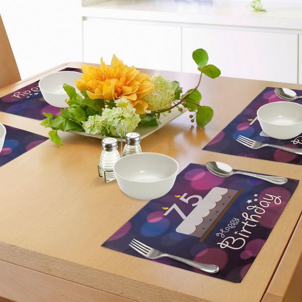 Abakuhaus 75° Compleanno Tovagliette, Sfondo Artistico Astratto Con Grafica Di Torta E Candeline, Decorazioni Da Tavola In Tessuto Resistente Al Lavaggio Per Sala Da Pranzo E Cucina, Magenta Viola Bianco-image