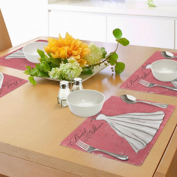 Abakuhaus Tovagliette Per Addio Al Nubilato, Sfondo Rosa Retrò Grunge, Immagine Vintage Di Abiti Da Sposa, Tiscjdeco In Tessuto Resistente Al Lavaggio Per Sala Da Pranzo E Cucina, Bianco, Nero E Rosso Corallo-image