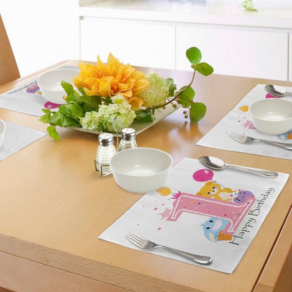 Abakuhaus 1° Compleanno Tovagliette, Principessa E Torta Di Compleanno Con Candela E Orsacchiotto, Decorazioni Da Tavola In Tessuto Resistente Al Lavaggio Per Sala Da Pranzo E Cucina, Rosa Chiaro E Rosa Shocking-image