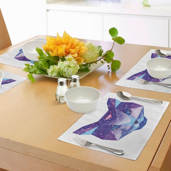 Abakuhaus Tovagliette Raum Katze, Kitty Head Con Linee Geometriche E Immagine Cosmologica Di Un Ammasso Stellare, Tiscjdeco In Tessuto Resistente Al Lavaggio Per La Sala Da Pranzo E La Cucina, Azzurro, Lilla E Bianco-image