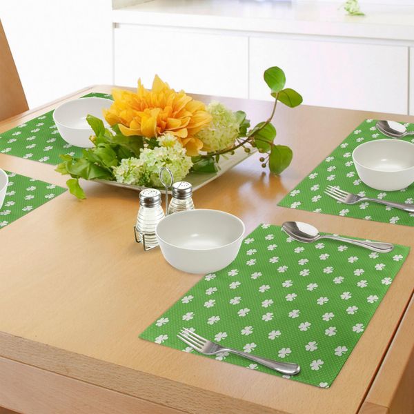 Tovagliette Irlandesi Abakuhaus, Sfondo A Pois Vintage Con Classico Motivo Floreale Retrò A Trifoglio, Tovaglietta Decorativa In Tessuto Resistente Ai Colori Per La Sala Da Pranzo E La Cucina, Verde Lime E Bianco-image
