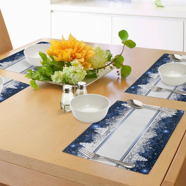 Abakuhaus Tovagliette Natalizie, Tema Invernale Ghiacciato, Bordi Decorativi, Alberi E Stelle Vibranti, Grafica Natalizia, Sottobicchieri In Tessuto Lavabile, Decorazioni Per La Tavola Con Stampa, Blu Scuro E Bianco.-image