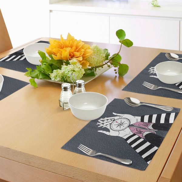 Tovagliette Abakuhaus Kompass, Ricerca Ragazza Innamorata Che Tiene In Mano Un Navigatore Satellitare Con Immagine Disegnata A Mano, Decorazione Da Tavola In Tessuto Resistente Al Lavaggio Per Sala Da Pranzo E Cucina, Blu Grigio Bianco-image