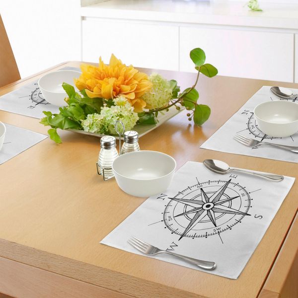 Tovagliette Abakuhaus Con Bussola, Rosa Dei Venti Disegnata A Mano, Direzioni Nord, Sud, Est E Ovest, Bianco E Nero, Tiscjdeco In Tessuto Resistente Al Lavaggio Per La Sala Da Pranzo E La Cucina, Bianco E Nero-image