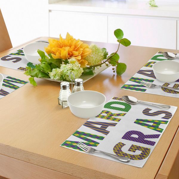Tovagliette Abakuhaus Mardi Gras, Scritta Con Motivi Tradizionali A Pois E Motivo A Quadri Lily Flowers, Tiscjdeco In Tessuto Resistente Al Lavaggio Per La Sala Da Pranzo E La Cucina, Viola, Giallo, Verde-image