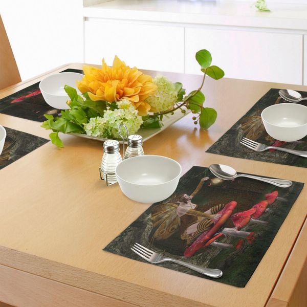Tovagliette Fantasia Abakuhaus, Creatura Mitica E Fatata Seduta Su Un Fungo Accanto A Una Stampa Di Una Foresta Estiva Di Querce, Tiscjdeco In Tessuto Resistente Al Lavaggio Per La Sala Da Pranzo E La Cucina, Multicolore-image