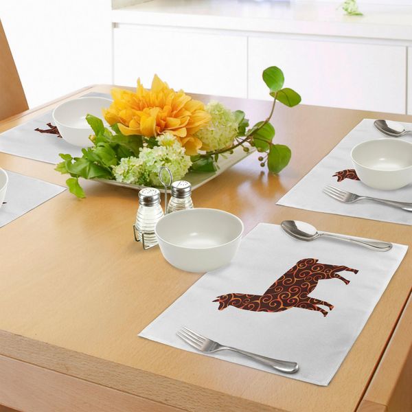 Tovagliette Abakuhaus Flamme, Silhouette Di Animali Domestici Sudamericani Con Linee Vorticose, Disegno Astratto Di Alpaca, Tiscjdeco In Tessuto Resistente Al Lavaggio Per La Sala Da Pranzo E La Cucina, Arancione Marrone-image