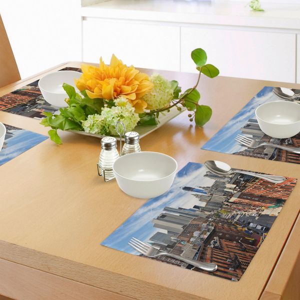 Abakuhaus Tovagliette Urbane, Lower Manhattan Cityscape Famosa Destinazione Turistica Nyc Viale Storico, Tiscjdeco In Tessuto Resistente Ai Colori Per La Sala Da Pranzo E La Cucina, Arancione Scuro Grigio Blu-image