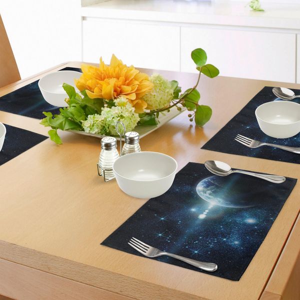 Tovagliette Abakuhaus Welt, Tema Fantasia Misterioso Spazio Cosmo Universo Nebulosa Esplorazione, Tiscjdeco In Tessuto Resistente Al Lavaggio Per Sala Da Pranzo E Cucina, Blu Scuro Bianco-image