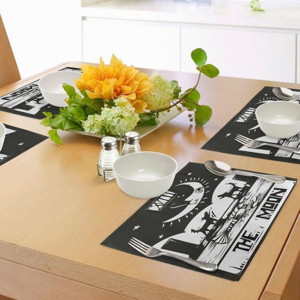 Tovagliette Abakuhaus Mond, Disegno Marrone E Bianco Aragosta Lupi Luna Crescente Stelle Tarocchi, Tiscjdeco In Tessuto Resistente Al Lavaggio Per Sala Da Pranzo E Cucina, Grigio Antracite Bianco-image