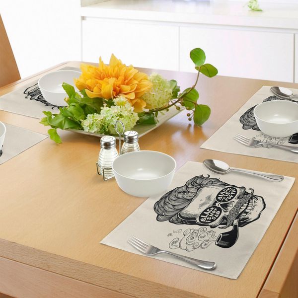 Tovagliette Indie Abakuhaus, Hipster Gentleman Skull Con Baffi, Pipa E Occhiali Con Scritta Vintage, Tiscjdeco In Tessuto Resistente Al Lavaggio Per La Sala Da Pranzo E La Cucina, Nero Crema-image