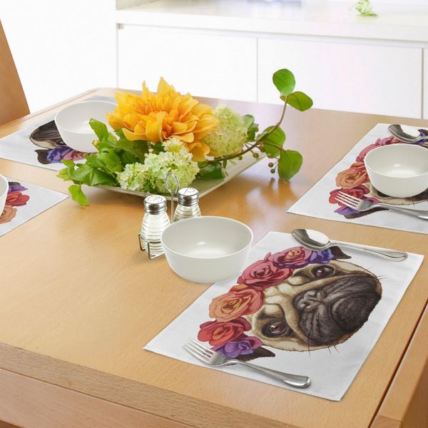 Abakuhaus Tovagliette Mops, Corona Di Fiori Disegnata Sulla Testa Della Mano Mops, Simpatica Immagine Di Cane, Animale, Natura, Tiscjdeco In Tessuto Resistente Al Lavaggio Per La Sala Da Pranzo E La Cucina, Marrone Chiaro, Viola, Rosso-image