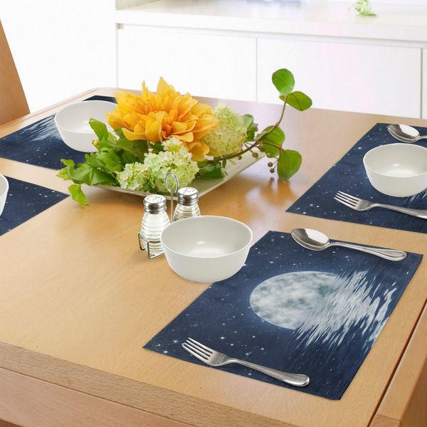 Tovagliette Abakuhaus Luna, Luna Sul Mare Con Onde Cielo Notturno Con Stelle Fine Della Serata, Tiscjdeco In Tessuto Resistente Al Lavaggio Per La Sala Da Pranzo E La Cucina, Blu Notte Bianco-image