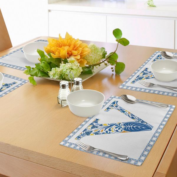 Abakuhaus Tovagliette Con Lettera V, Cornici Tradizionali Di Ispirazione Portoghese E Design Con La Lettera Maiuscola V, Tiscjdeco In Tessuto Resistente Al Colore Per La Sala Da Pranzo E La Cucina, Arancione Giallo Blu-image