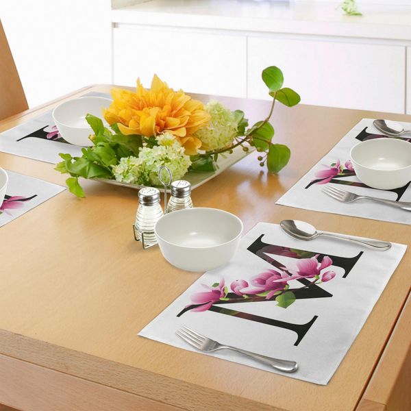 Abakuhaus Tovagliette Con La Lettera M, Magnolia Florets Dignità E Nobiltà Espresse Dai Fiori Nel Design Dell'alfabeto, Tiscjdeco In Tessuto Resistente Al Lavaggio Per La Sala Da Pranzo E La Cucina, Nero Verde Rosa-image