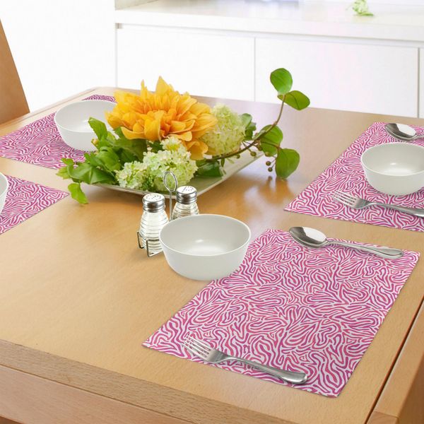 Abakuhaus Tovagliette Rosa Zebrate, Linea Ondulata Selvaggia E Sinuosa, Forma Irregolare, Funky, Groovy, Boho, Cultura Tribale, Sottobicchieri In Tessuto Lavabile, Decorazione Da Tavola Con Stampa, Colori Fucsia, Bianco, Rosa-image