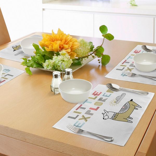 Tovagliette Per Bambini Abakuhaus, Lama Colorato Disegnato A Mano In Una Giornata Di Sole Con Una Piccola Citazione Da Ricercatore In Lettere Colorate, Decorazione Da Tavola In Tessuto Resistente Al Lavaggio Per La Sala Da Pranzo E La Cucina, Multicolore-image