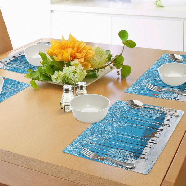Abakuhaus Tovagliette Natalizie, Bosco Innevato Con Stormo Di Fringuelli, Scoiattoli, Coniglietti E Cervi, Tema Natalizio, Decorazioni Da Tavola In Tessuto Resistente Ai Colori Per La Sala Da Pranzo E La Cucina, Multicolore-image