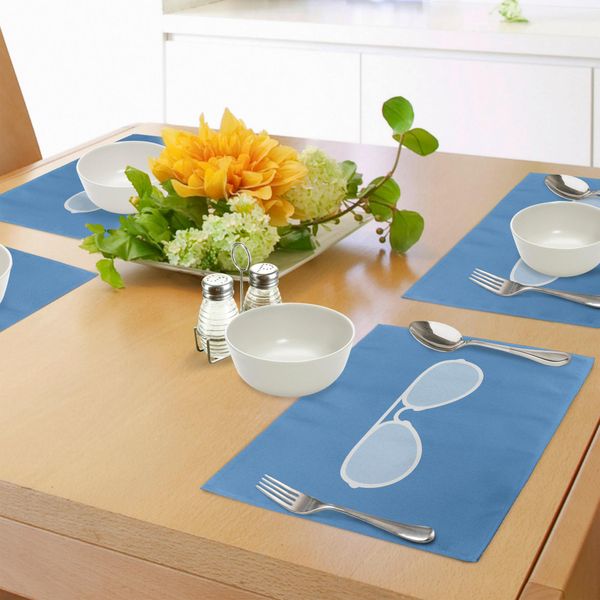 Abakuhaus Tovagliette Vintage Blu, Occhiali Da Sole Stile Aviatore Con Montatura Bianca, Design Con Icone Pittogrammatiche Localizzate, Tiscjdeco In Tessuto Resistente Al Lavaggio Per La Sala Da Pranzo E La Cucina, Bianco E Blu-image