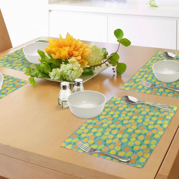 Abakuhaus Tovagliette Con Scarabocchi, Motivi Astratti A Forma Di Cuore, Stelle E Rombi Su Illustrazioni Esotiche Di Ananas, Tovagliette Decorative In Tessuto Resistente Ai Colori Per La Sala Da Pranzo E La Cucina, Multicolore-image