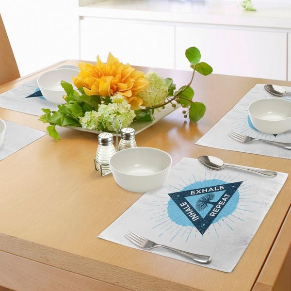 Abakuhaus Inspira Espira Tovagliette, Yoga E Meditazione In Una Località Termale In Un Triangolo Con L'albero Della Vita Tranquilla, Tiscjdeco In Tessuto Resistente Al Colore Per La Sala Da Pranzo E La Cucina, Blu Notte E Bianco-image