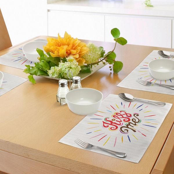 Abakuhaus Tovagliette KüSs Mich, Citazione In Stile Vintage Con Strisce Colorate A Forma Di Stella Su Sfondo Da Libro Di Scuola, Tovaglietta Decorativa In Tessuto Resistente Al Lavaggio Per La Sala Da Pranzo E La Cucina, Multicolore-image